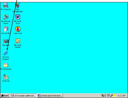 Screenshot of the desktop with an arrow pointing to Internet Explorer icon